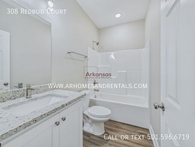Foto del edificio - 308 Redbud Ct