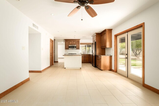 Foto del edificio - 3608 N 56th St