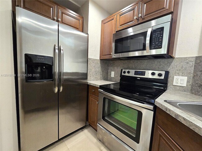 Foto del edificio - 3457 NW 44th St