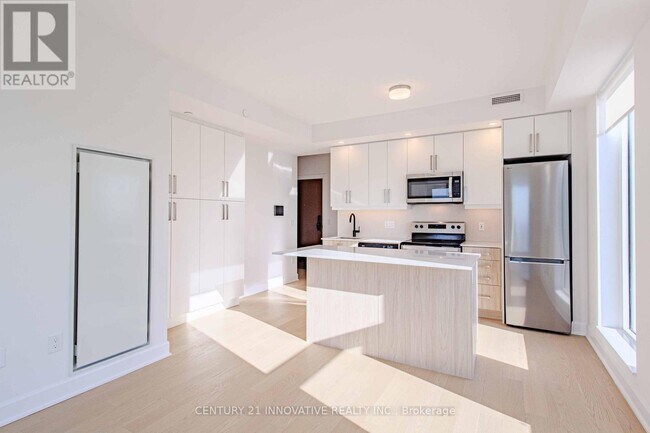 Photo du bâtiment - 3240 William Coltson Ave