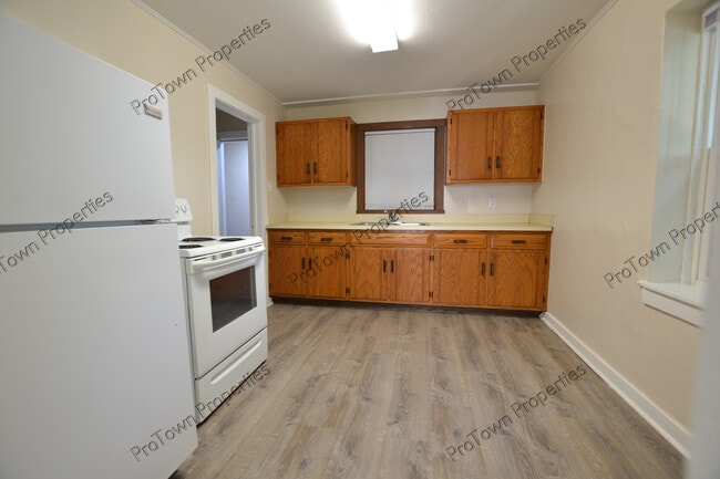 Foto del edificio - 120 E North St