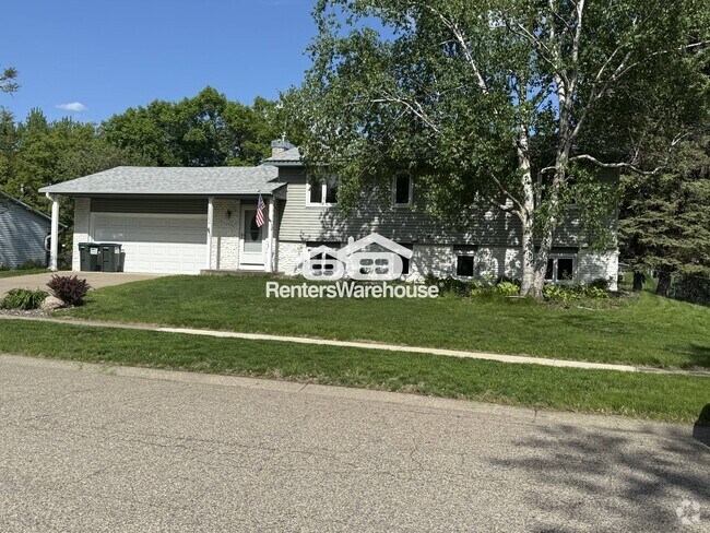 Building Photo - 13054 Findlay Ave