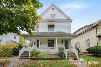 Building Photo - 1034 Davis Ave NW