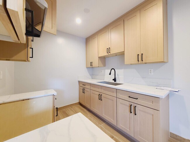 Foto del edificio - 14547 Saticoy St
