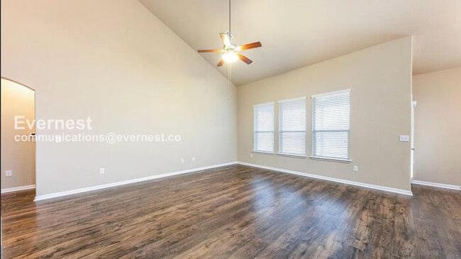 Building Photo - 1974 Mexia Dr