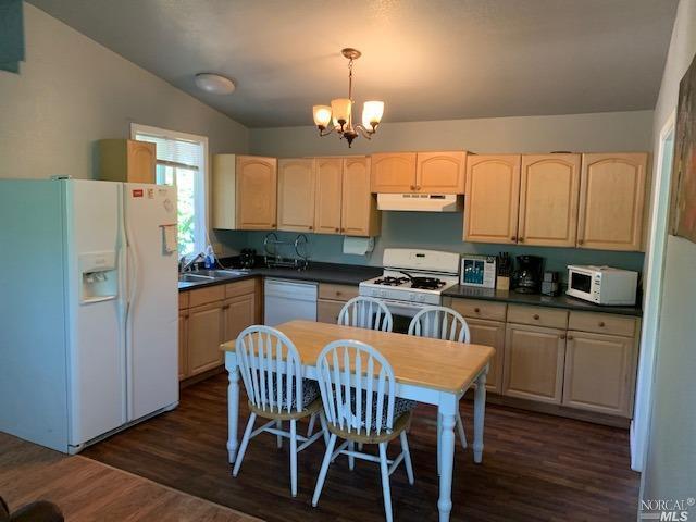 Building Photo - 5524 Single Springs Dr