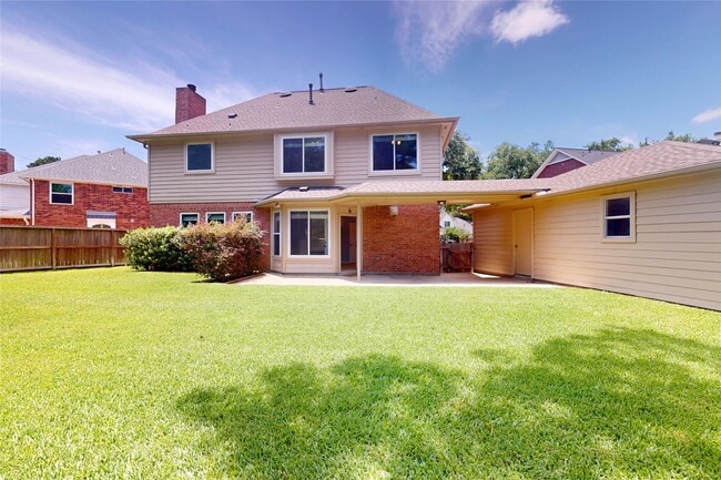 Building Photo - 23027 Lodgepoint Dr
