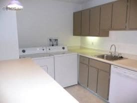 Building Photo - 3240 Iris Ave