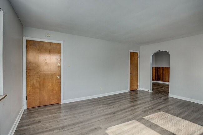 Foto del edificio - 3126 Ramona Ave