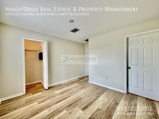 Foto del edificio - 8504 Brushleaf Way
