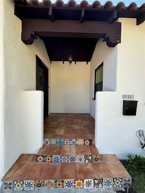 Building Photo - 1213 Sonora Ave