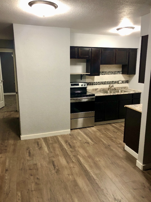 Building Photo - 1131 Spencer St