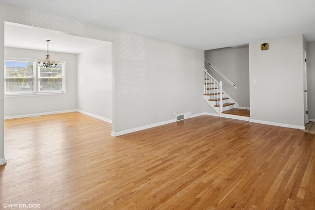 Foto del edificio - 6341 N Leavitt St