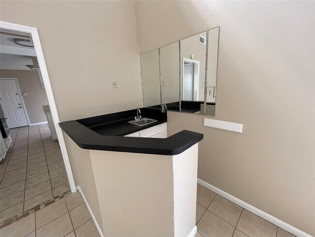 Building Photo - 1810 Mustang Springs Dr
