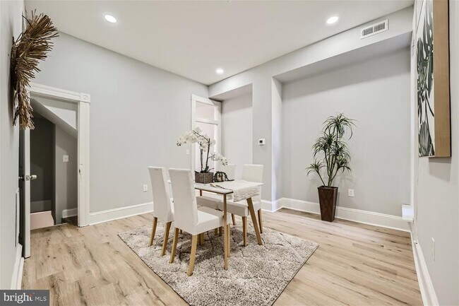 Foto del edificio - 1612 E Lanvale St
