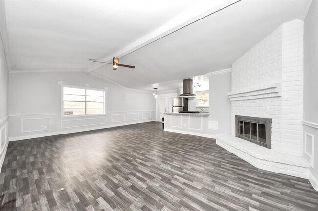 Building Photo - 15030 Royal Shadows Dr