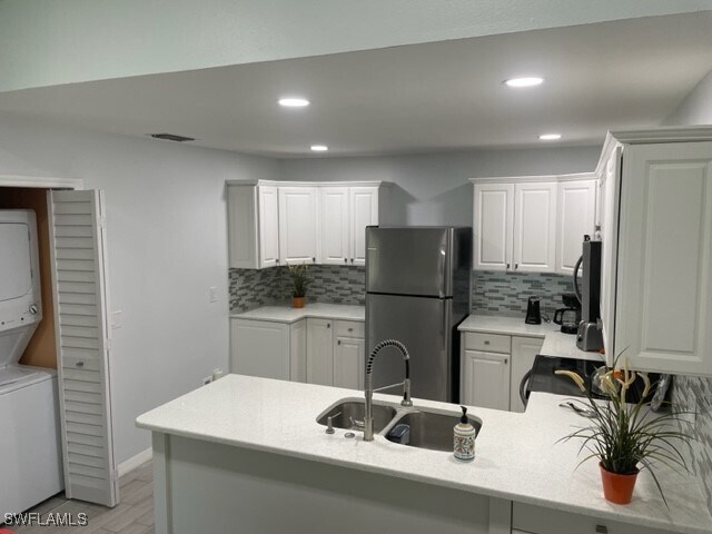 Building Photo - 6396 Royal Woods Dr