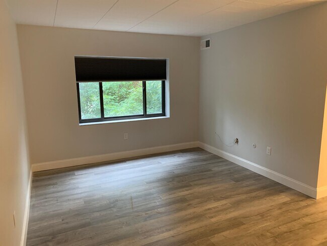 Foto del edificio - 3457 Evergreen Rd