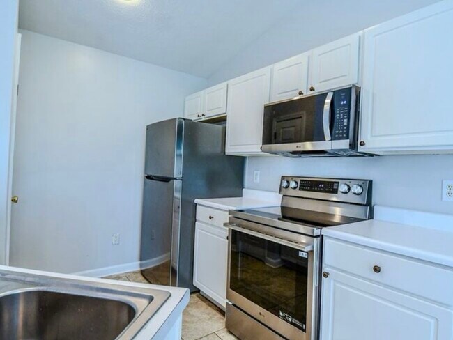 Foto del edificio - 1547 sycamore commons dr