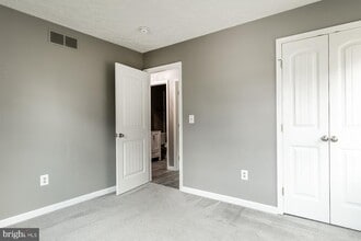 Building Photo - 847 Harbor View Terrace