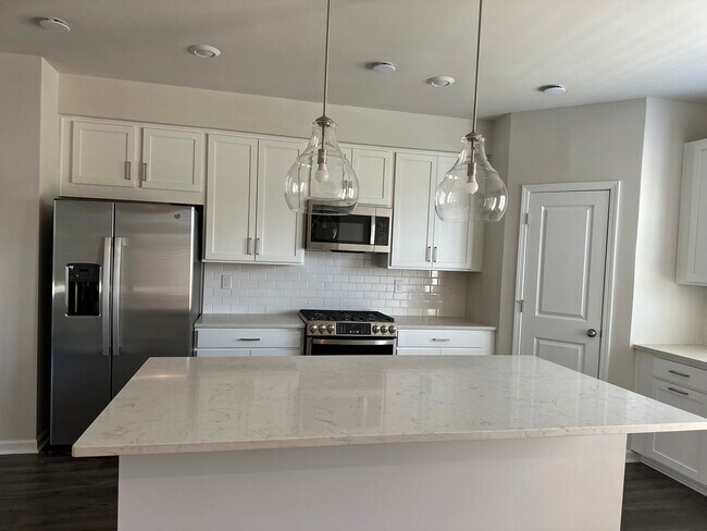 Foto del edificio - 1577 Halbrook Pl SW