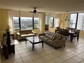 Building Photo - 3505 S Ocean Dr