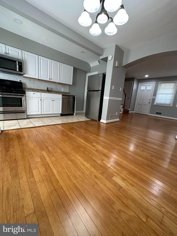 Building Photo - 8302 Bon Air Rd