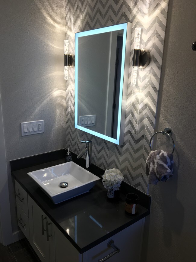 Foto del edificio - 3195 Alma St