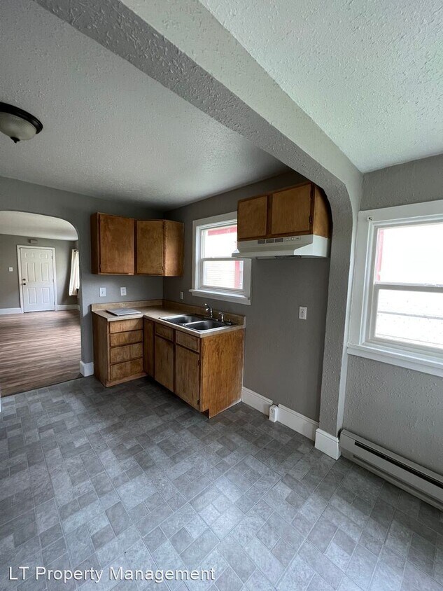 Primary Photo - 2 br, 1 bath House - 2010 E 1st Ave