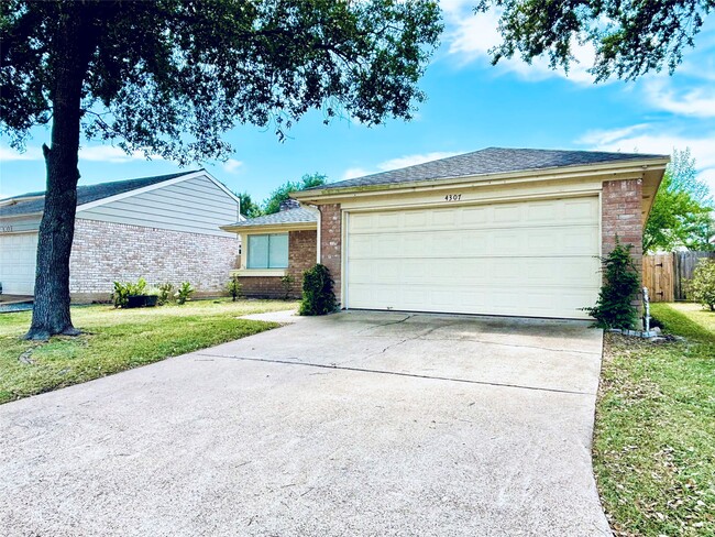 Building Photo - 4307 Eagle Fork Dr