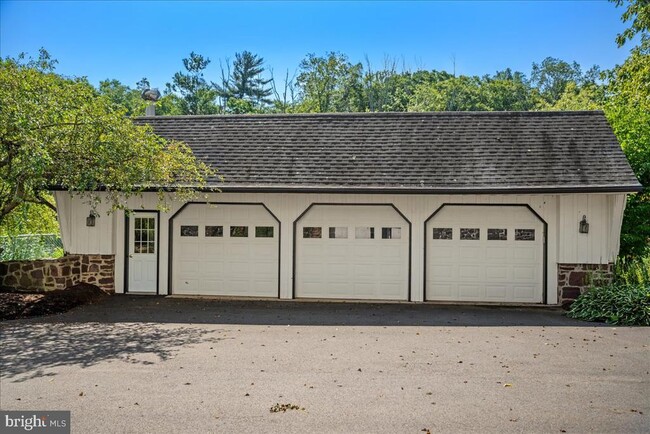 Building Photo - 1315 Pineville Rd