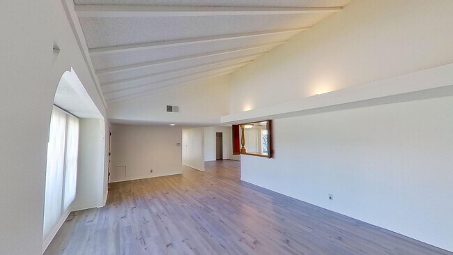 Building Photo - Coming Soon! Wonderful 3 Bed 2 Bath House ...