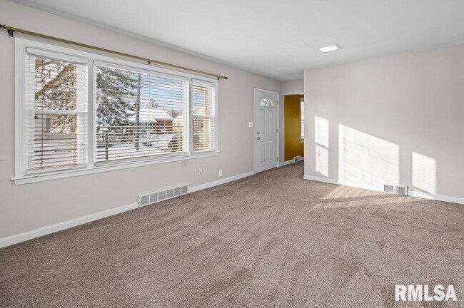 Foto del edificio - 1916 33rd St