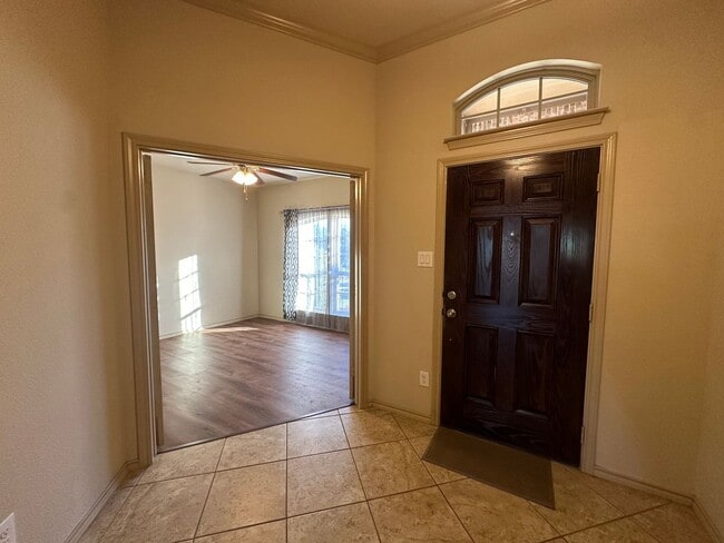 Foto del edificio - 3108 Tamarack Ln