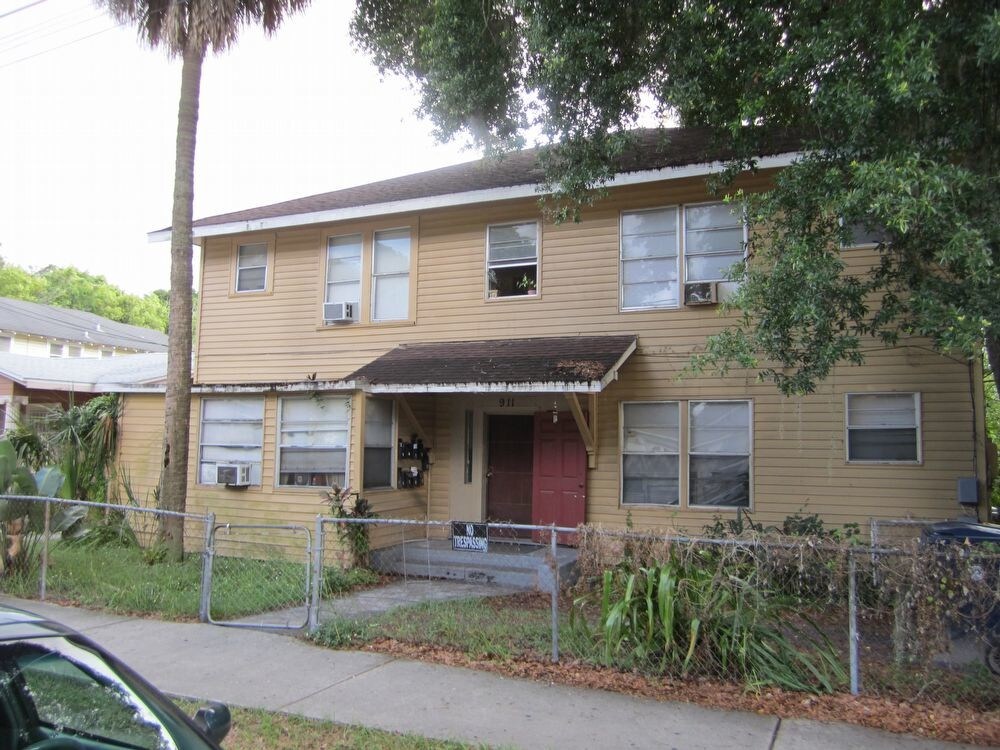 Primary Photo - 911 E 23rd Ave