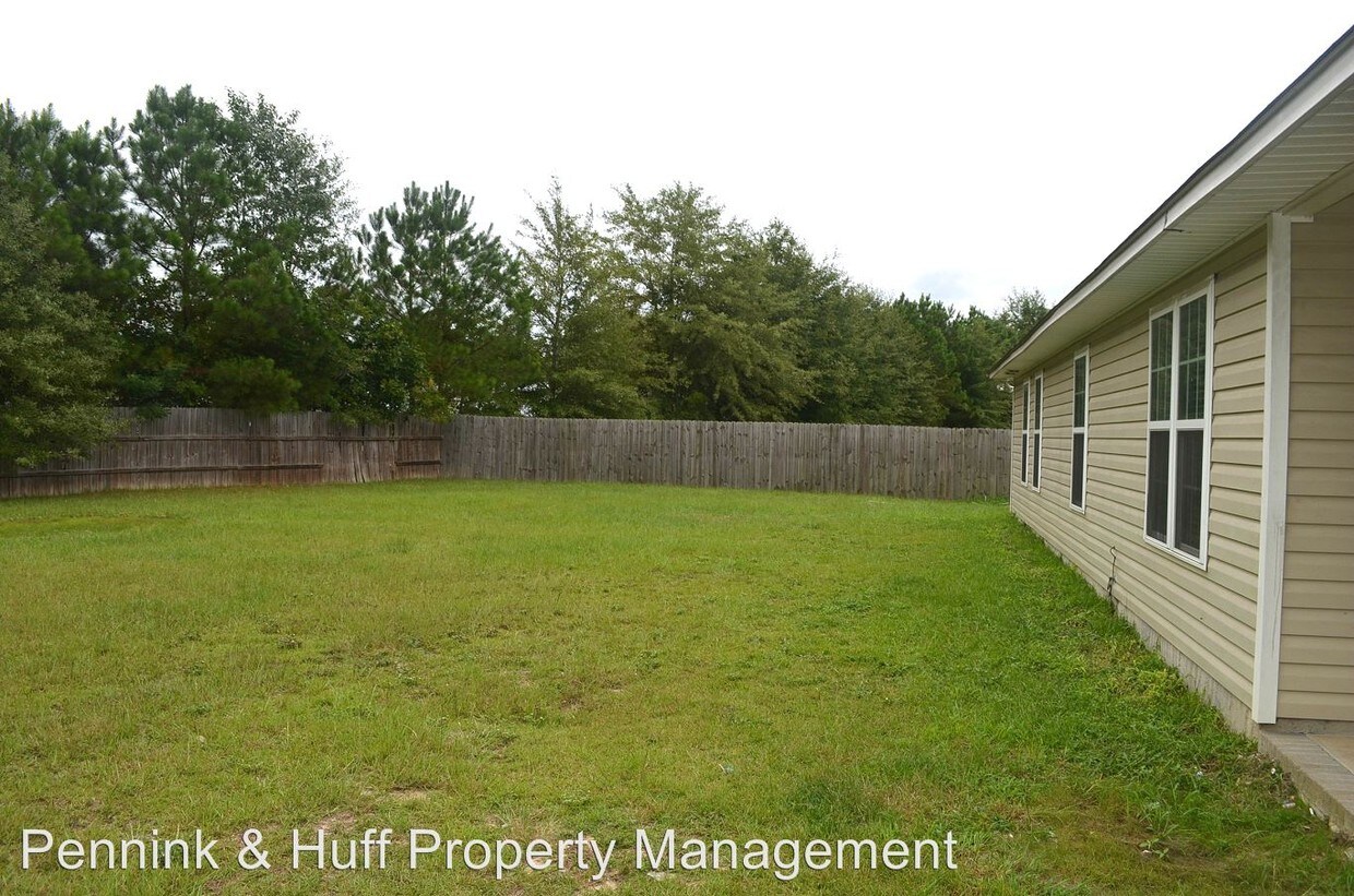 Building Photo - 340 Thomas Edison Pl