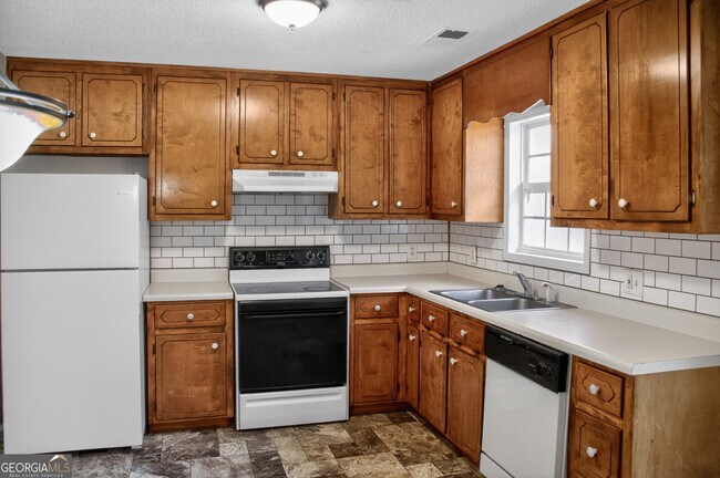 Foto del edificio - 1965 Karen Cir