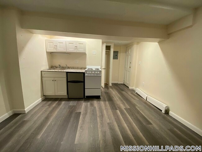 Building Photo - 51 S Huntington Ave