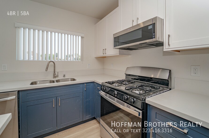 Foto principal - 204 E 29th St