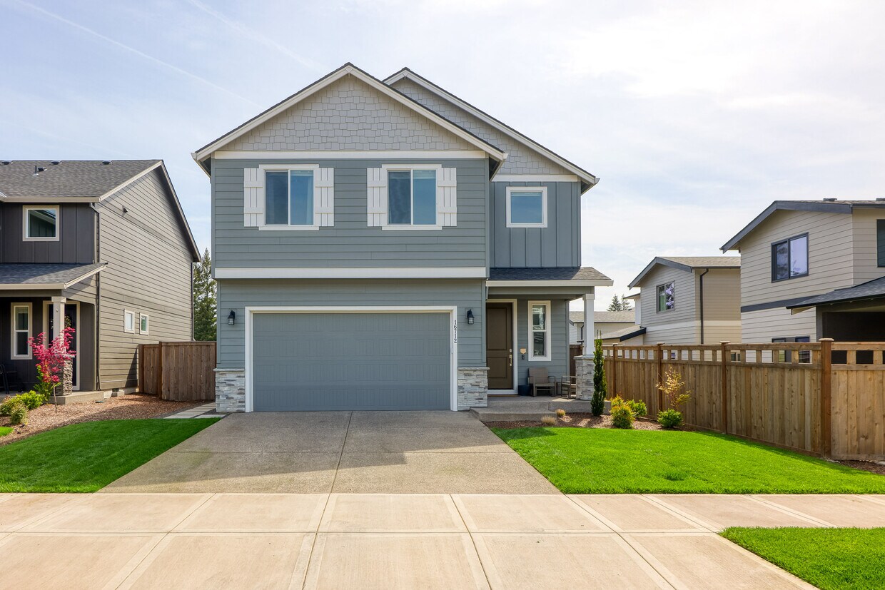 16712 SE Mist Layer Lp, Happy Valley, OR 97086 House Rental in Happy