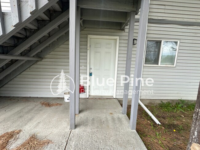 Foto del edificio - 205 W 19th St