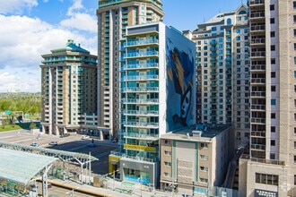 Building Photo - Hat on 7th