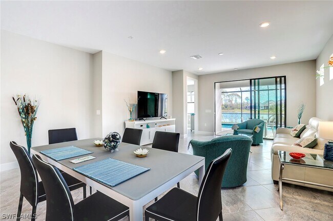 Foto del edificio - 7798 Jacaranda Ln