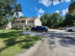 Building Photo - 6161 SW 8th Ln