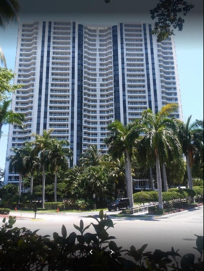 Foto del edificio - 21205 NE 37th Ave