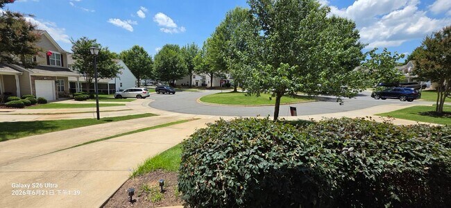 Building Photo - 168 Limerick Rd