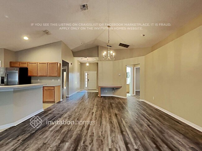 Foto del edificio - 2102 Newtown Rd