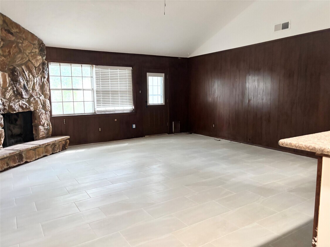 Foto del edificio - 15347 E Barbara Cir