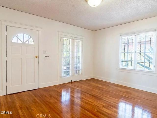 Foto del edificio - 890 Worcester Ave
