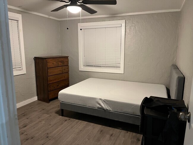 Foto del edificio - 407 S 5th St